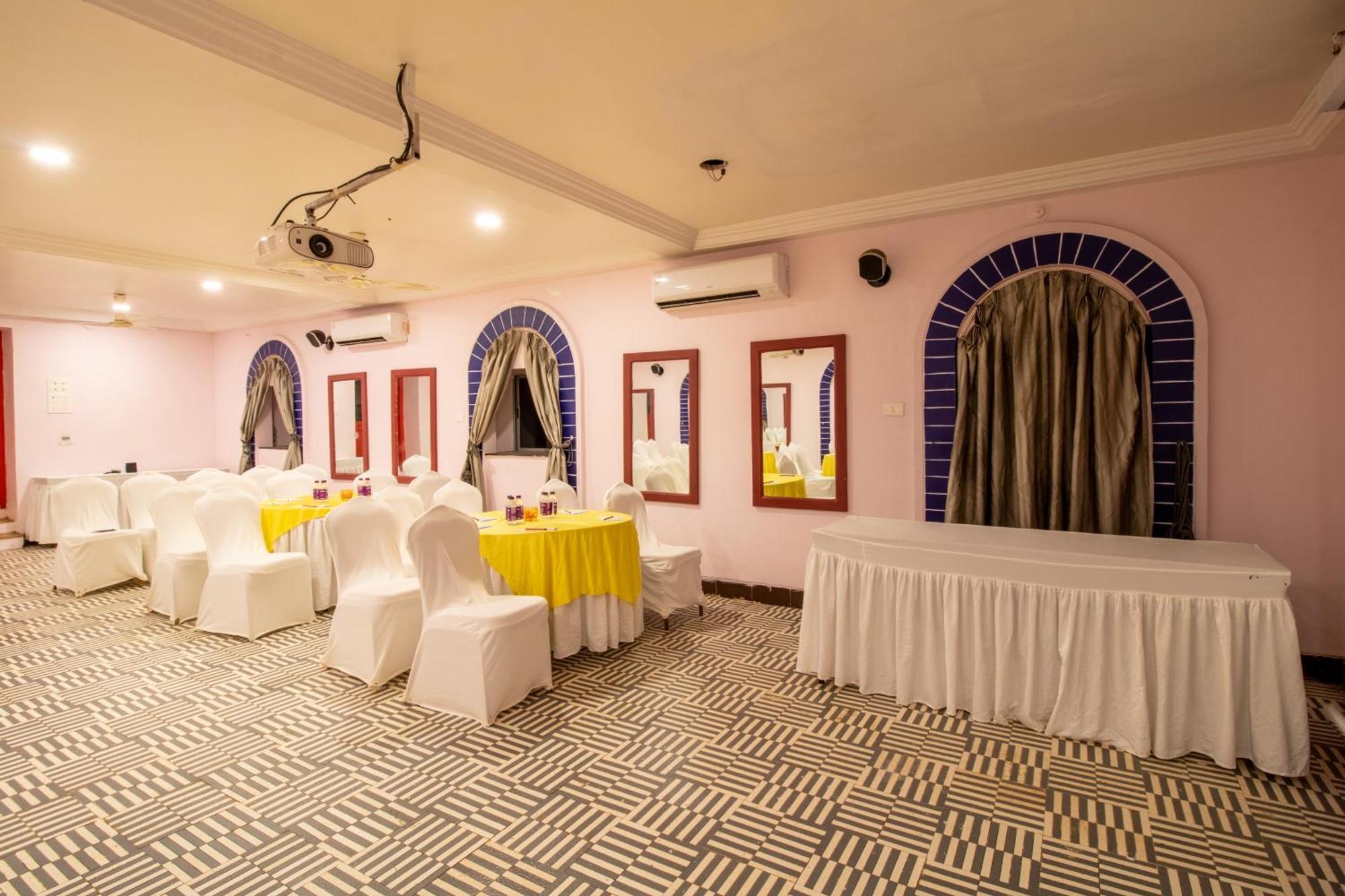 Residency Lake Resort & Spa Mulshi Exterior photo
